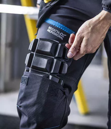 RG282%20BLK%20MODEL%201%20HERO.jpg?