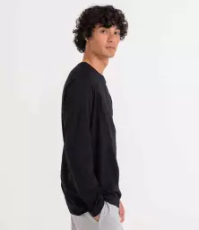EA021%20JBK%20MODEL%202.jpg?