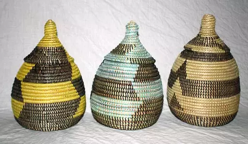 https://starbek-static.myshopblocks.com/images/tmp/af_609_senegalbask650.jpg