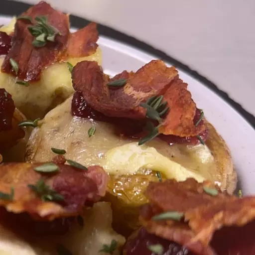 Air Fryer Brie, Bacon & Cranberry Smashed Potatoes.png