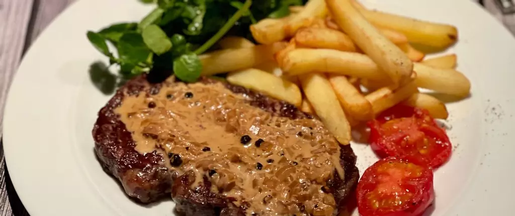 Chargrilled Peppercorn Steak