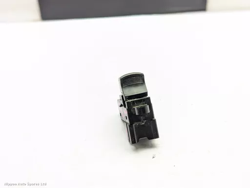e47ae266-bdcb-4bf7-a332-f226d43ebc49.jpeg?