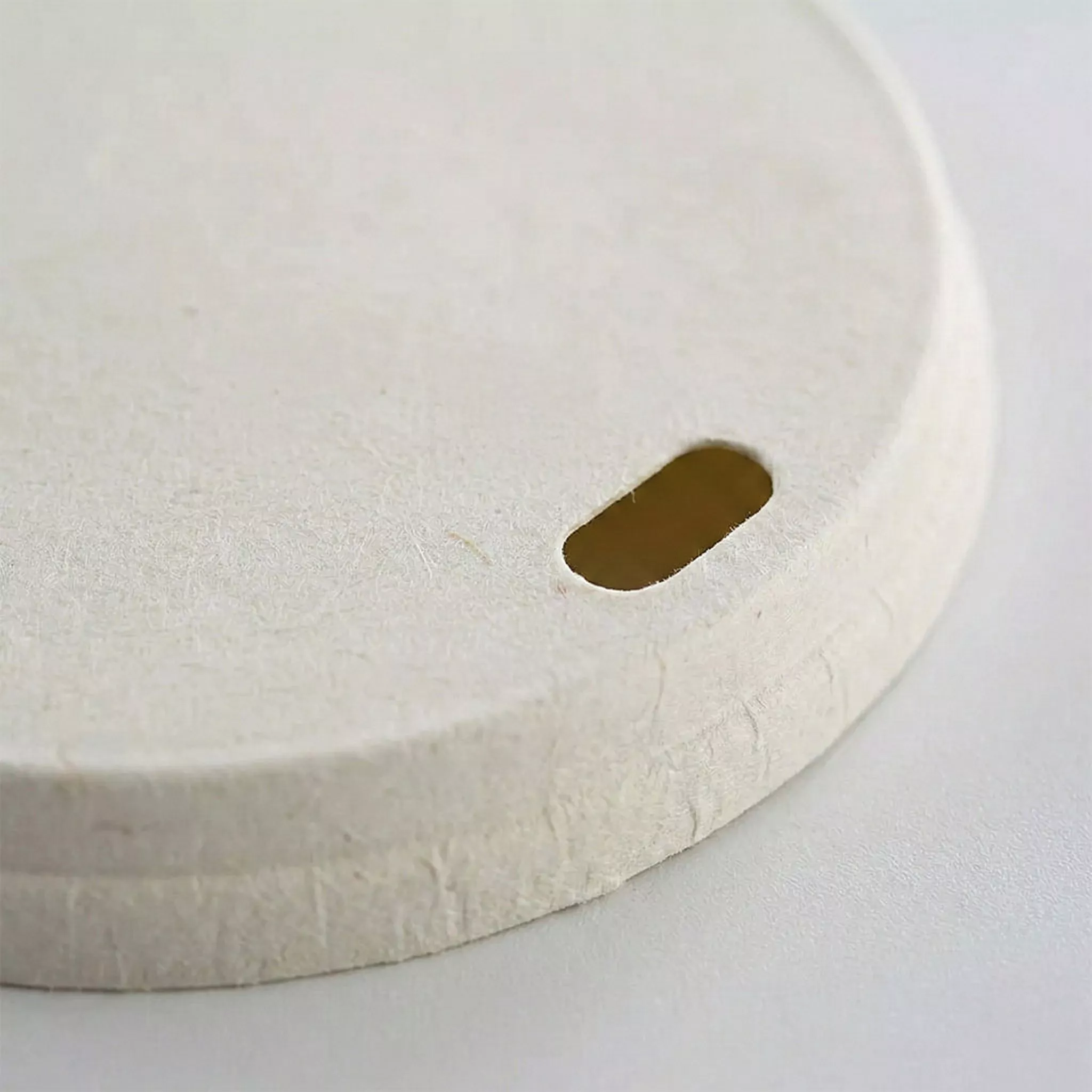 White paper hot cup sip lids in 8oz and 12-20oz