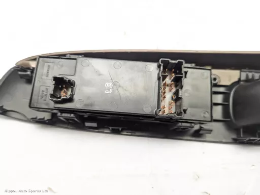 878cd489-c4f1-4fdc-8589-cb7e60588ceb.jpeg?