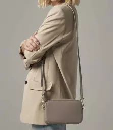 BG758%20TAU%20MODEL%201.jpg?