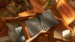 fC8i2wG360uzW2qF0kCHgA.c-r.jpg?