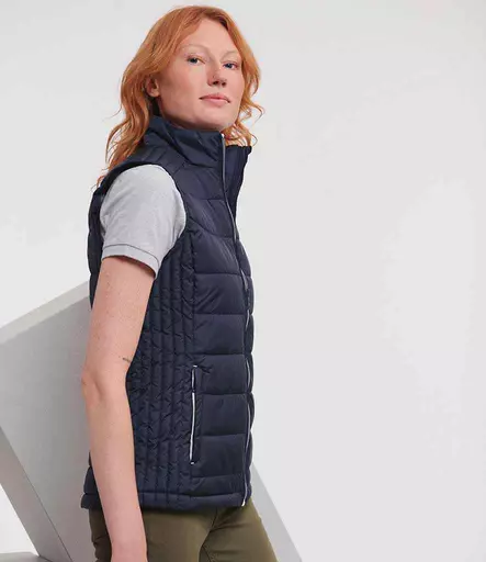 441F%20FNA%20MODEL%203.jpg?