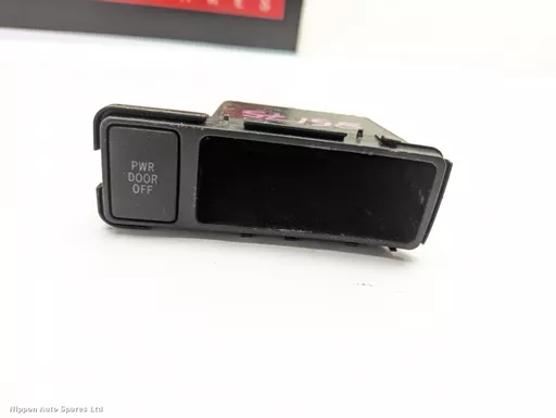 9d7c4625-8ae4-4836-ae99-7ebc9866e427.jpeg?