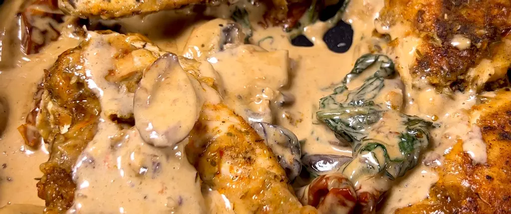 Chicken with Mushroom Sauce