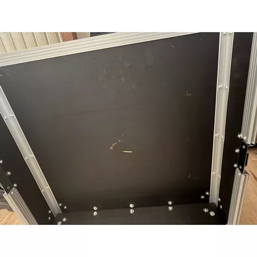 1745407126-05754600.jpg?