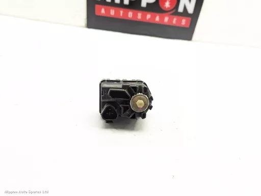 b2567596-7f40-4a2d-ae73-429afb4f2a4d.jpeg?