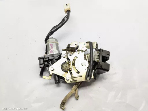 c1fb59df-f9b1-411d-ac92-66ce4d53188f.jpeg?