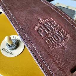 BS53 brown leather guitar strap Pinegrove 190153.jpg