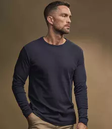 T530%20NAV%20MODEL%201%20HERO.jpg?