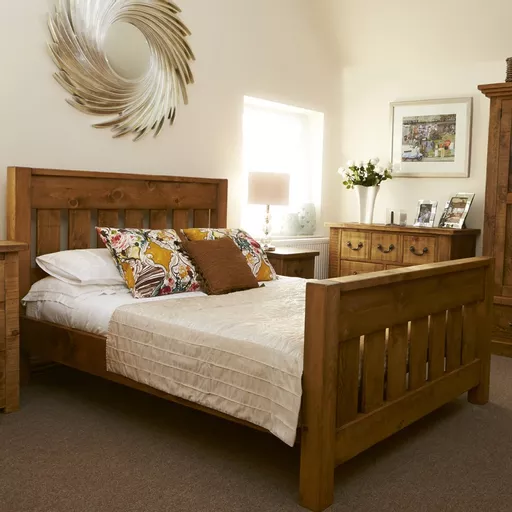 Wingfield Plank Bed