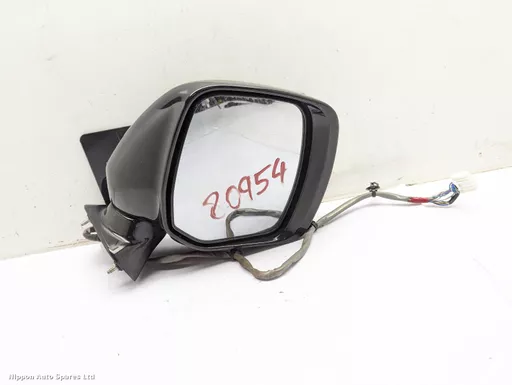fca1d440-786f-45a3-8731-9a0e6f1928f9.jpeg?