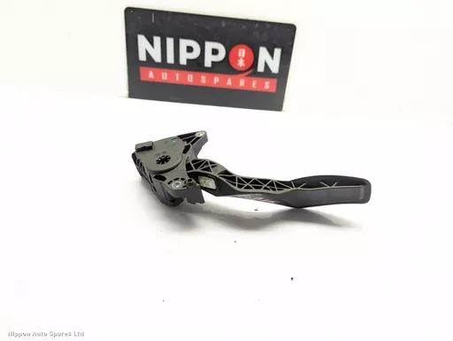 ea541c40-9adc-4a70-9656-8ba333afa629.jpeg?