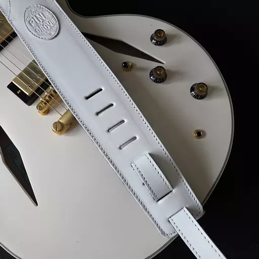 GS92 smooth white Dragonskin guitar strap Pinegrove 105.jpg