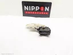 b32990b9-984c-40f7-a90f-803543c2f825.jpeg?