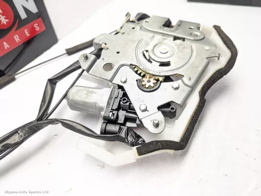 82b205ce-1ba1-49d3-b0a1-358ce5a96a53.jpeg?