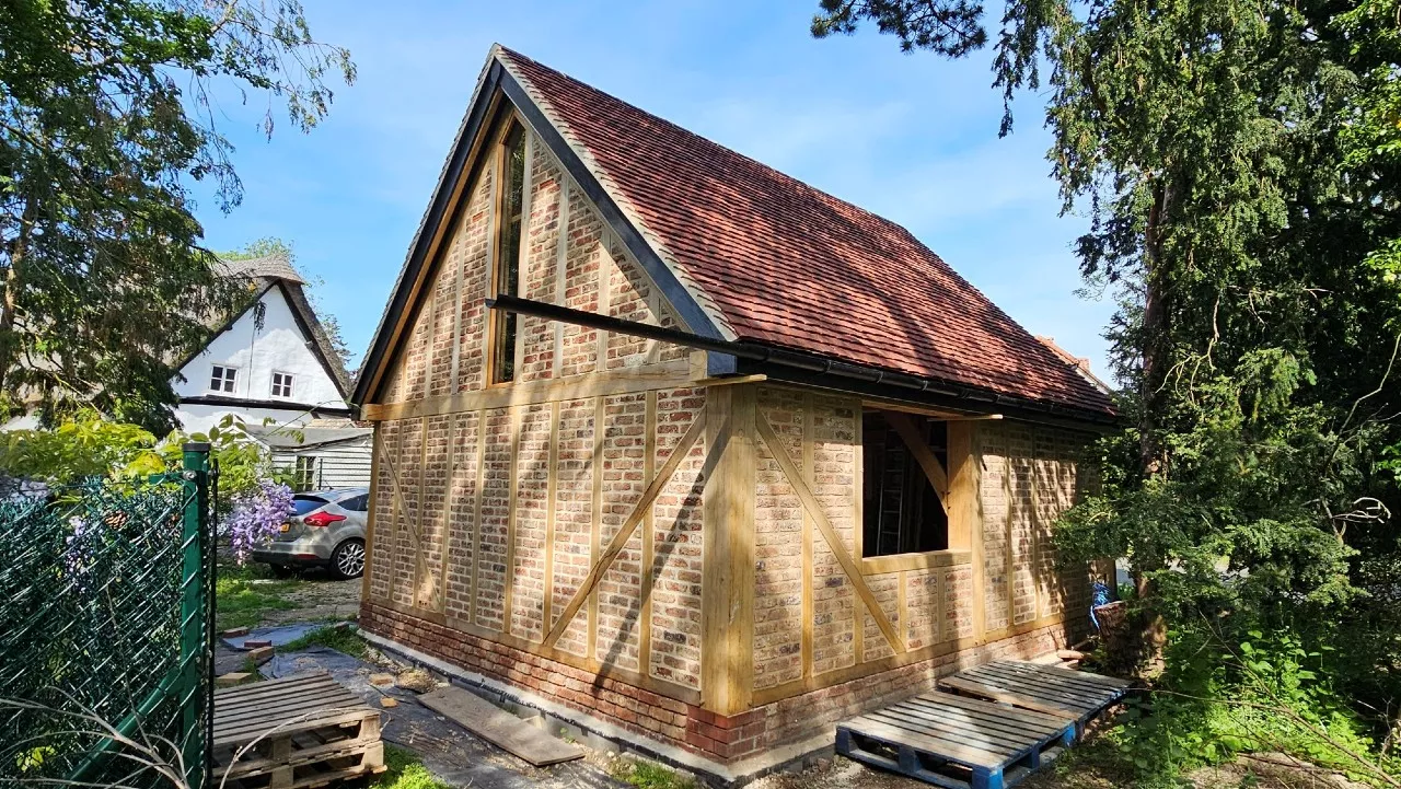 Garage Brickwork.jpg