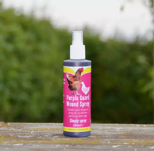 44230 - Battles Poultry - Purple Guard Wound Spray - Lifestyle 02(1).jpg