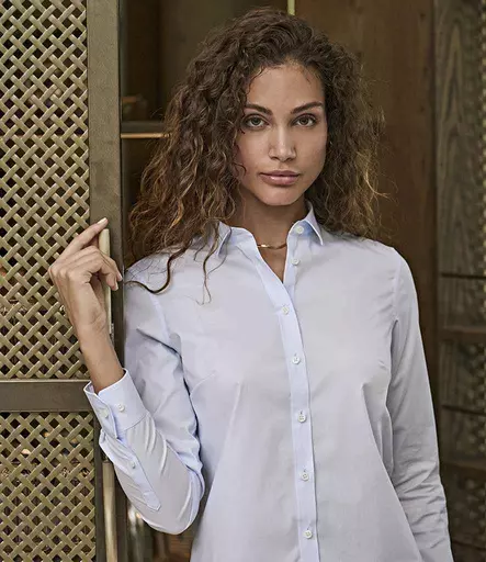 T4025%20LBL%20MODEL%203.jpg?