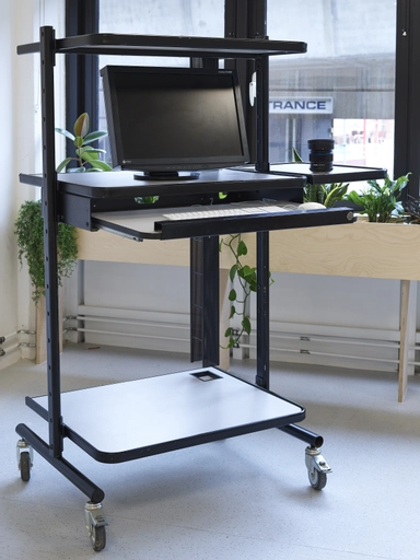 Used Swingbox Modular Workstation with wheels