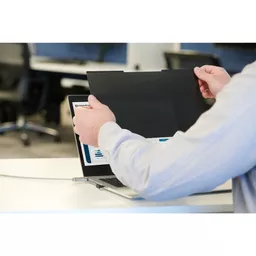 SaGJfY6jfkisvE52Znwhig.c-r.jpg?