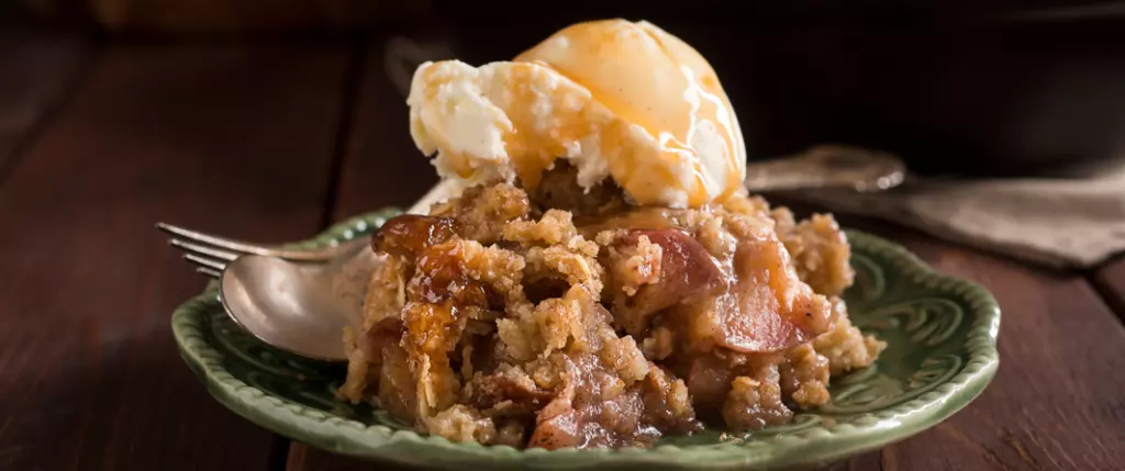 Air Fryer Apple Crumble