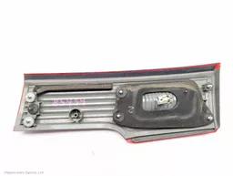 10d57f83-4dc4-44d8-b2d7-1c0a7605dcf7.jpeg?