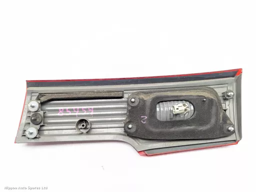 10d57f83-4dc4-44d8-b2d7-1c0a7605dcf7.jpeg?