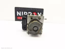 7b464db8-d230-4ead-ae28-21dadc90ab36.jpeg?