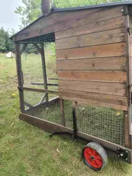 Full Size Penthouse Chicken House_Image_1.jpg