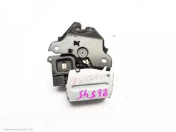 c8577158-ff45-4bbf-879e-21de00a30d96.jpeg?