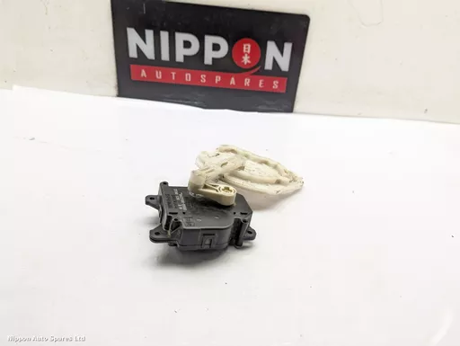 d9e91064-5875-4b29-a98b-974e13d52d13.jpeg?