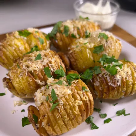 Hasselback Potatoes.png