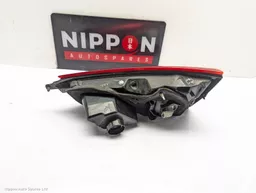 b32c9ef5-8683-4905-a0b5-7a90e8467ea7.jpeg?