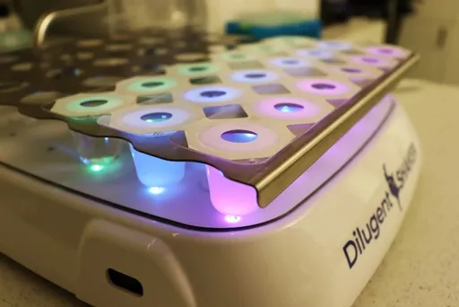 c30b6cf9b7dcb516efa76bb65e8d687c.jpg?