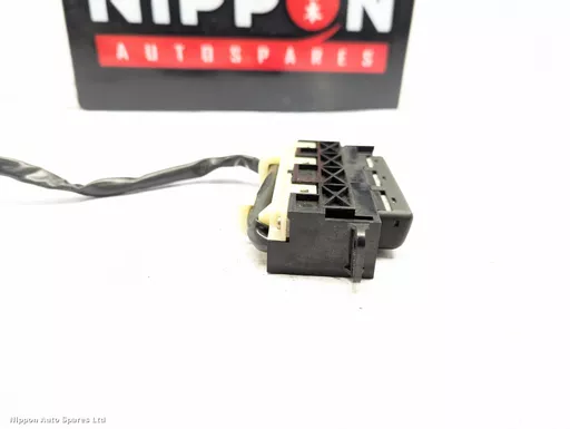 d27f0a86-b959-430f-88ef-c80ab3302611.jpeg?