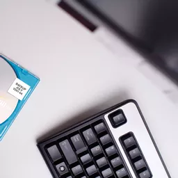 VMClRfoxME-kcvhDkRgi1Q.c-r.jpg?