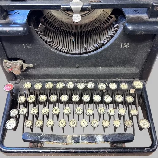 remington Typewriter 2.jpg