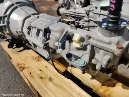 2b864e77-84b8-46a0-8bc2-a41cbe7368af.jpeg?