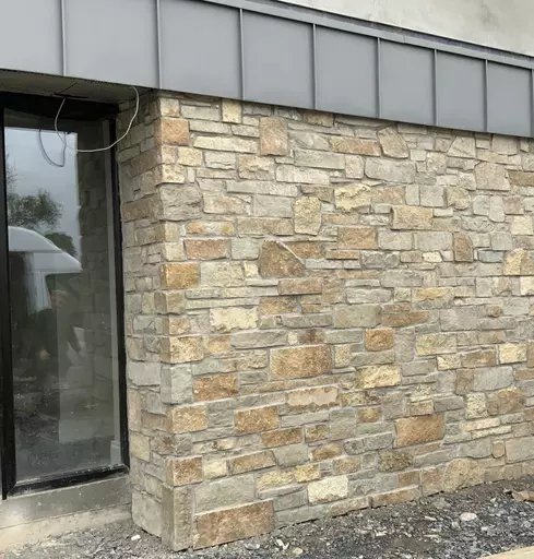 LG Natural Yellow Sandstone Mix 1