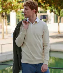 FR104%20NAT%20MODEL%202.jpg?