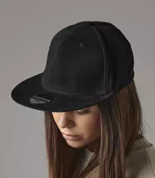 BB665%20BLK%20MODEL%201%20HERO.jpg?