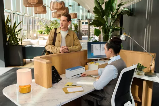 io_lAP3_M0W21d5SkDzbxQ.c-r.jpg?