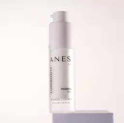 3799 Mela Bright Serum (2).png