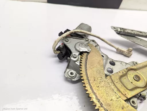 fcfaf984-412e-4635-82d7-f8000fc447a6.jpeg?