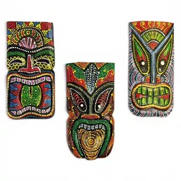 Small dot Tiki Mask.jpg
